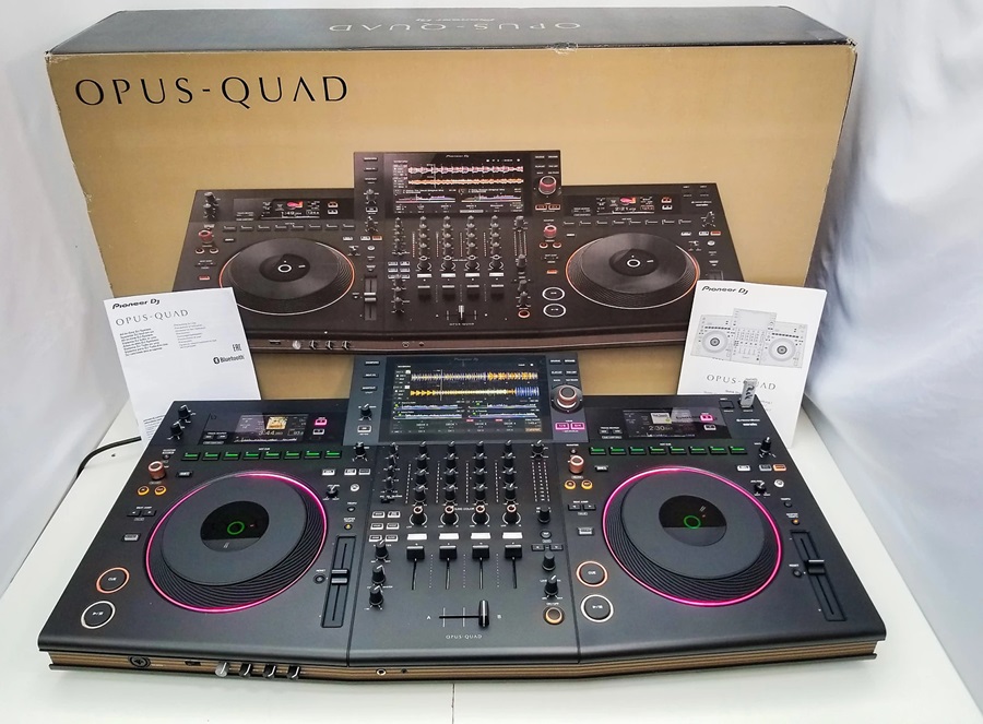 Madrid&nbsp;Madrid&nbsp;Baladeur mp3&nbsp;Autre&nbsp;Alphatheta xdj az et pioneer opus quad et xdj rx3